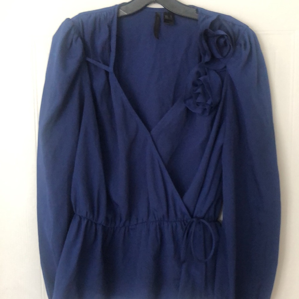 New without tag Mango wrap shirt, Size 8